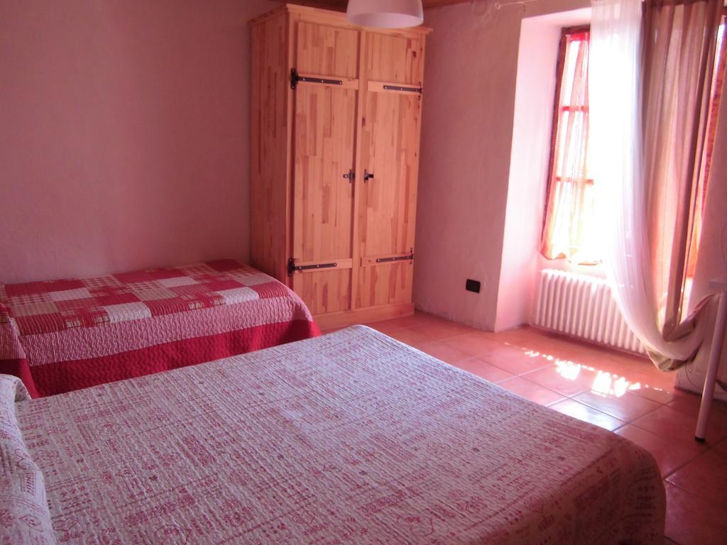 Bed and Breakfast La Casa Antica Pont-Saint-Martin Pokój zdjęcie